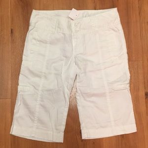 Rubbish White Capris